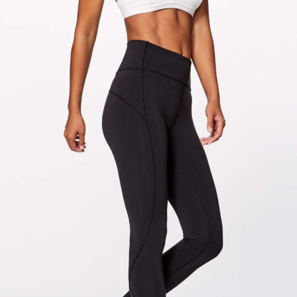 Lululemon In Movement Legging Everlux Size 8 Black in great condition